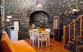 Stonewood Lodge Al